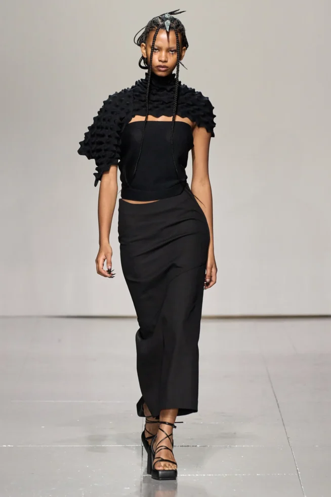 00002-chet-lo-fall-2023-ready-to-wear-credit-gorunway