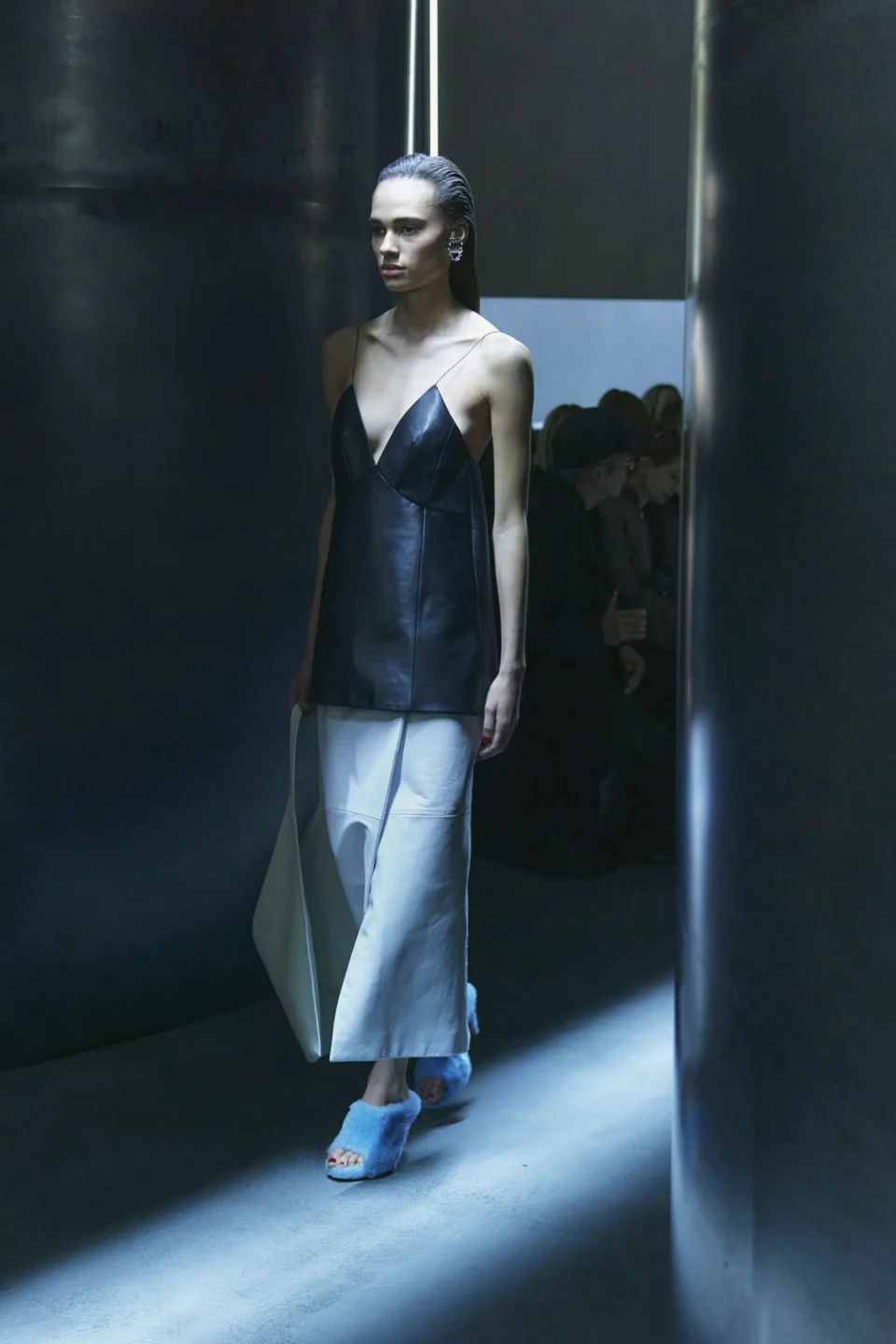 00002-khaite-fall-2023-ready-to-wear-details-credit-hanna-tveite