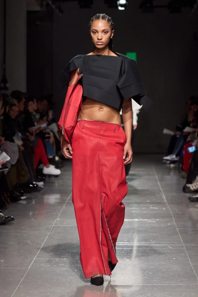 00003-central-saint-martins-fall-2023-ready-to-wear-credit-gorunway