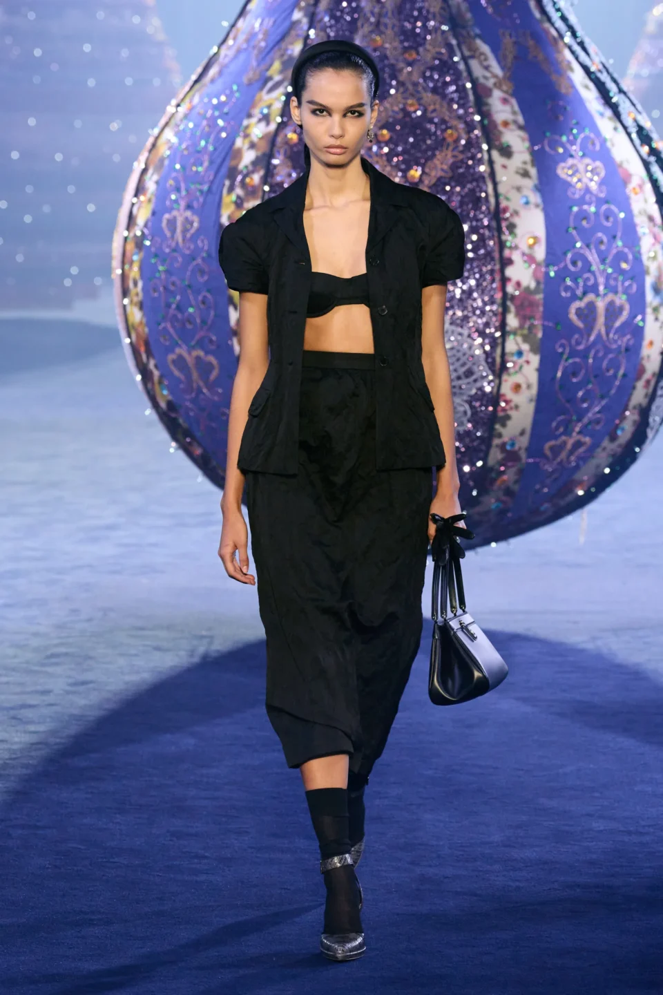 00003-christian-dior-fall-2023-ready-to-wear-credit-gorunway