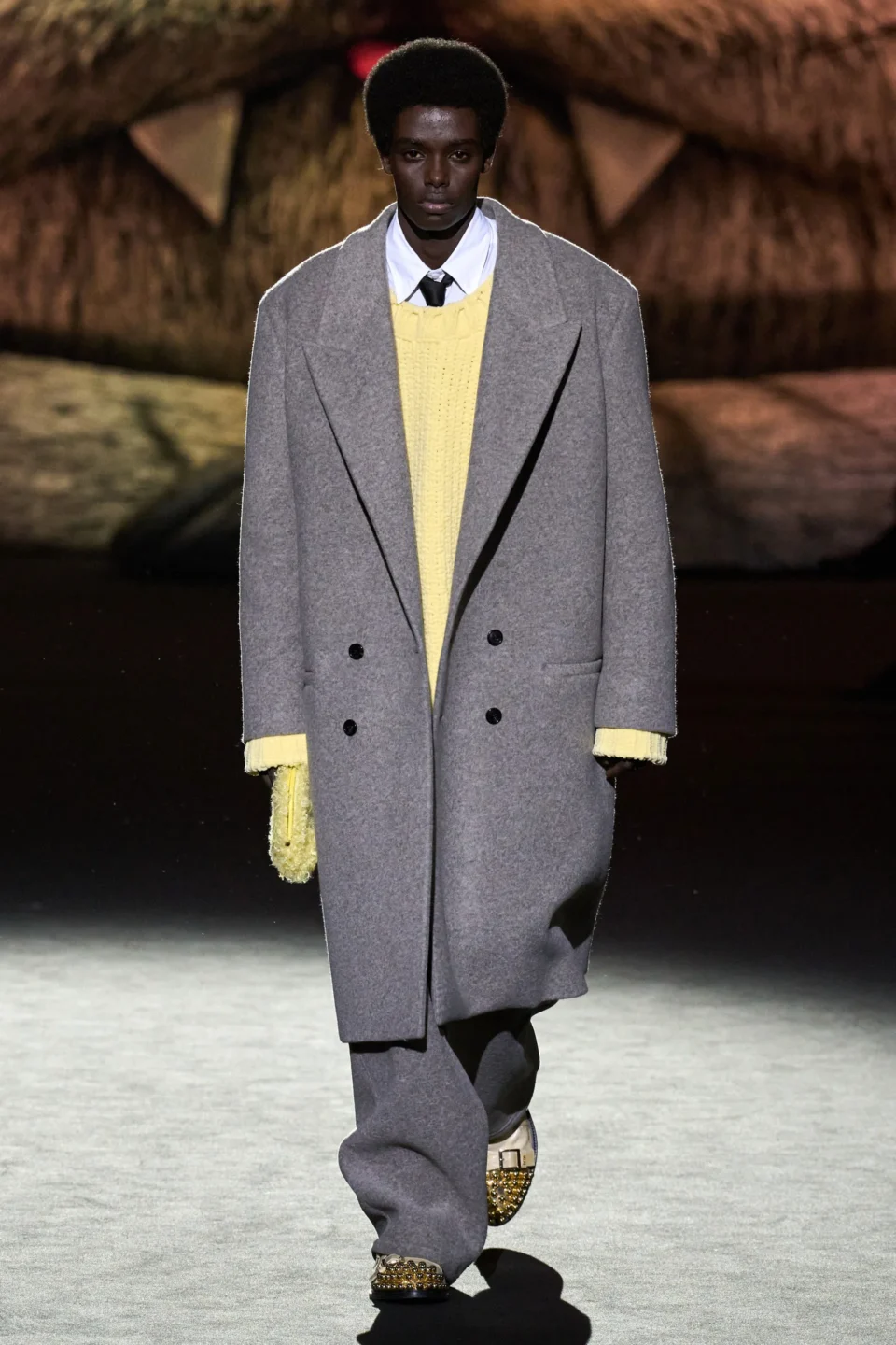00003-gcds-fall-2023-ready-to-wear-credit-gorunway