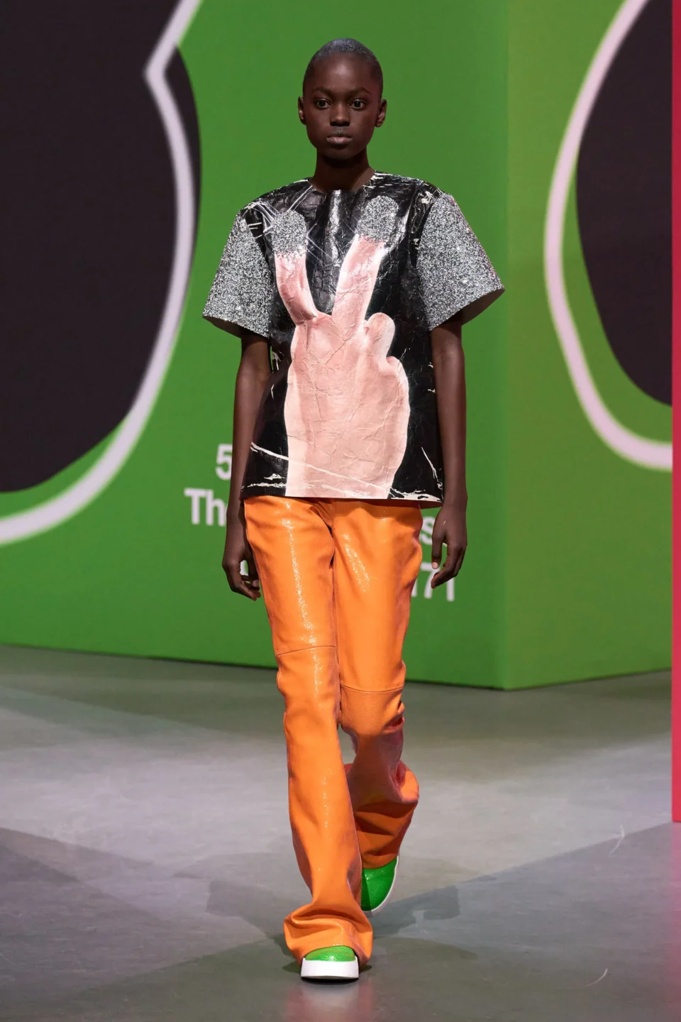 00003-jw-anderson-fall-2023-ready-to-wear-credit-gorunway