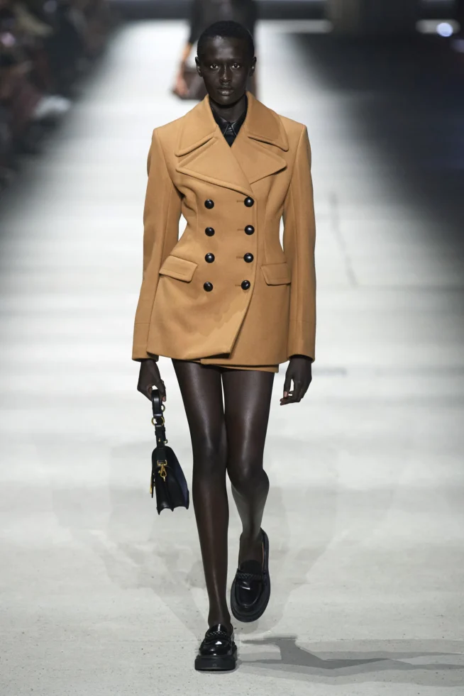 00004-tods-fall-2023-ready-to-wear-credit-gorunway