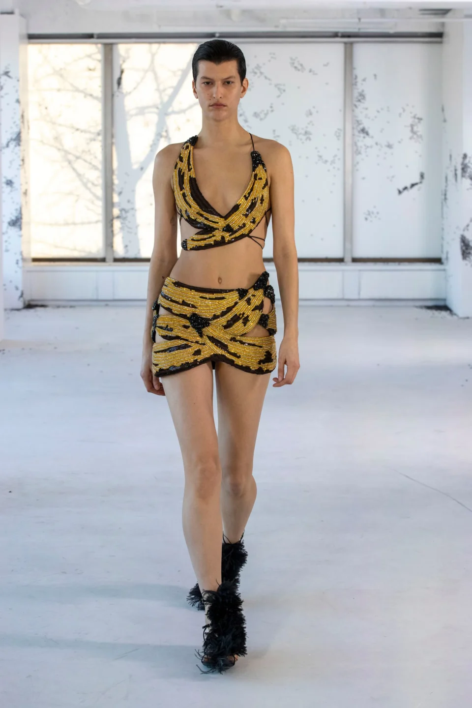 00005-area-spring-2023-ready-to-wear-credit-brand
