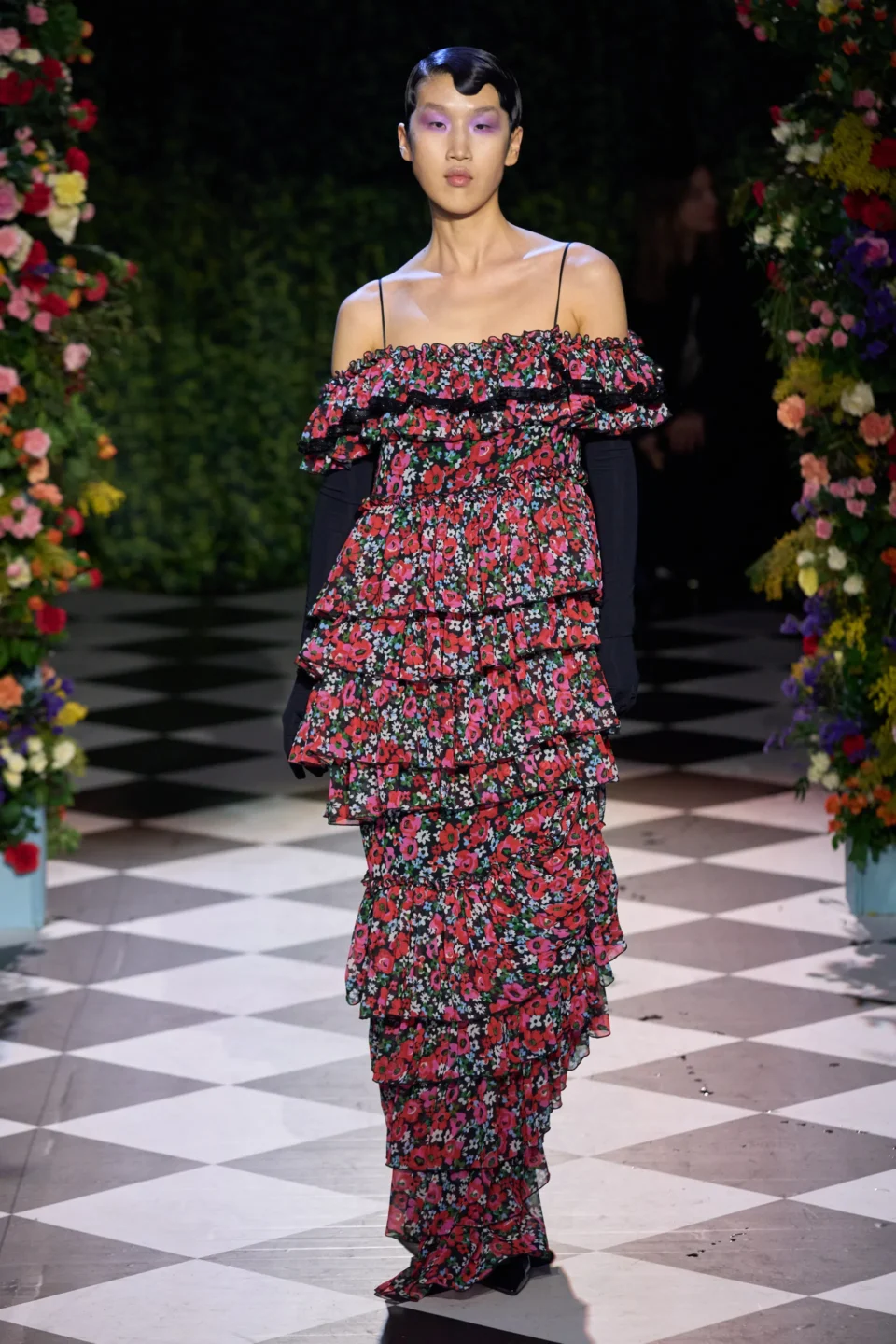 00006-richard-quinn-fall-2023-ready-to-wear-credit-gorunway