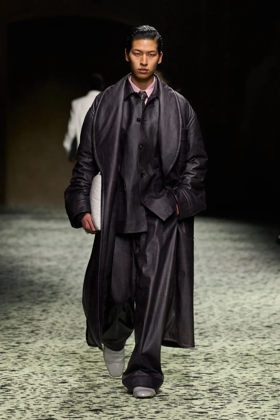 00007-bottega-veneta-fall-2023-ready-to-wear-credit-gorunway
