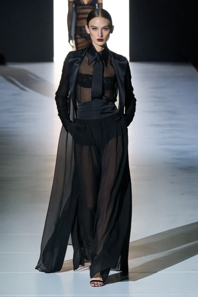 00007-dolce-e-gabbana-fall-2023-ready-to-wear-credit-gorunway