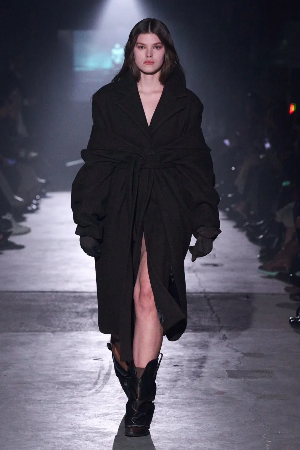 00007-elena-velez-fall-2023-ready-to-wear-credit-gorunway