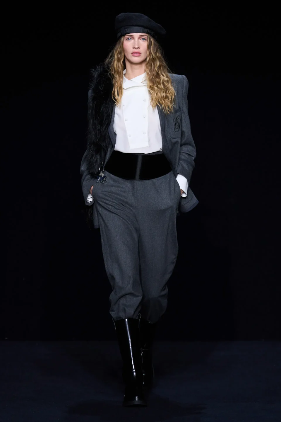 00008-emporio-armani-fall-2023-ready-to-wear-credit-gorunway