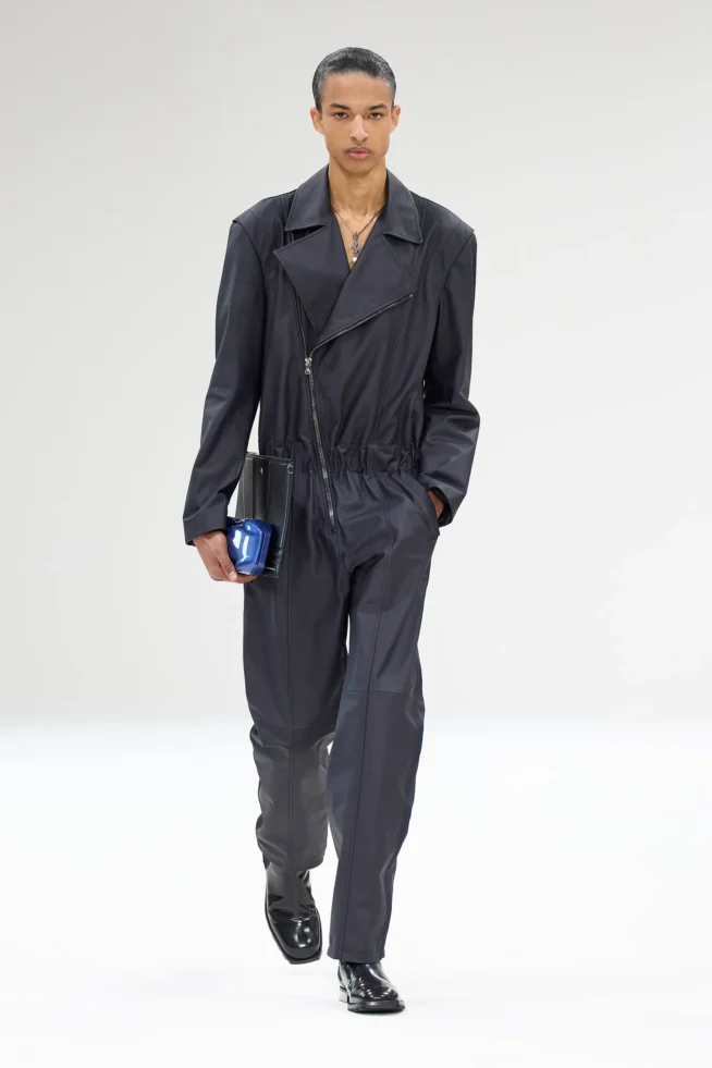 00009-ferrari-fall-2023-ready-to-wear-credit-gorunway