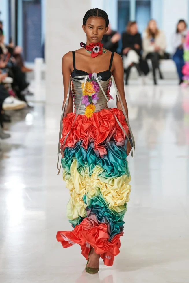 00009-tomo-koizumi-fall-2023-ready-to-wear-credit-gorunway