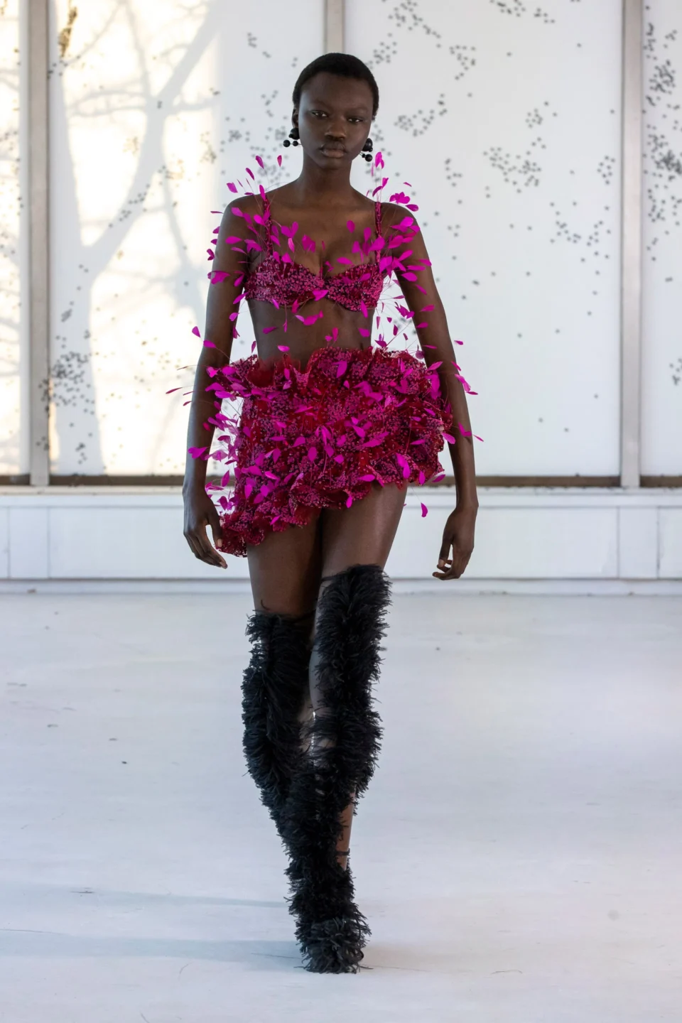 00010-area-spring-2023-ready-to-wear-credit-brand