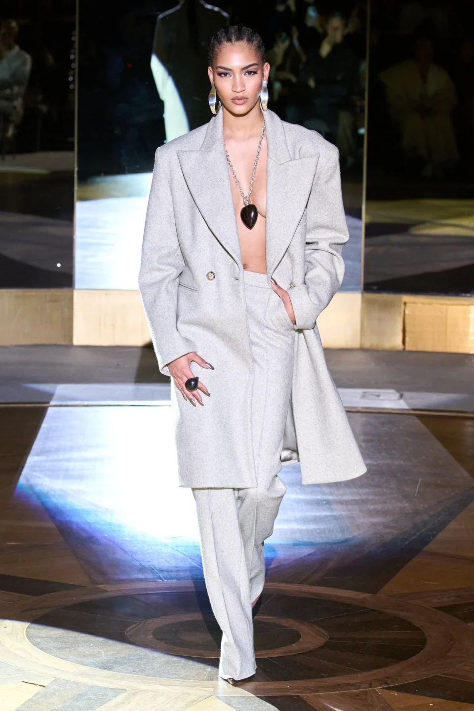 00011-laquan-smith-fall-2023-ready-to-wear-credit-gorunway