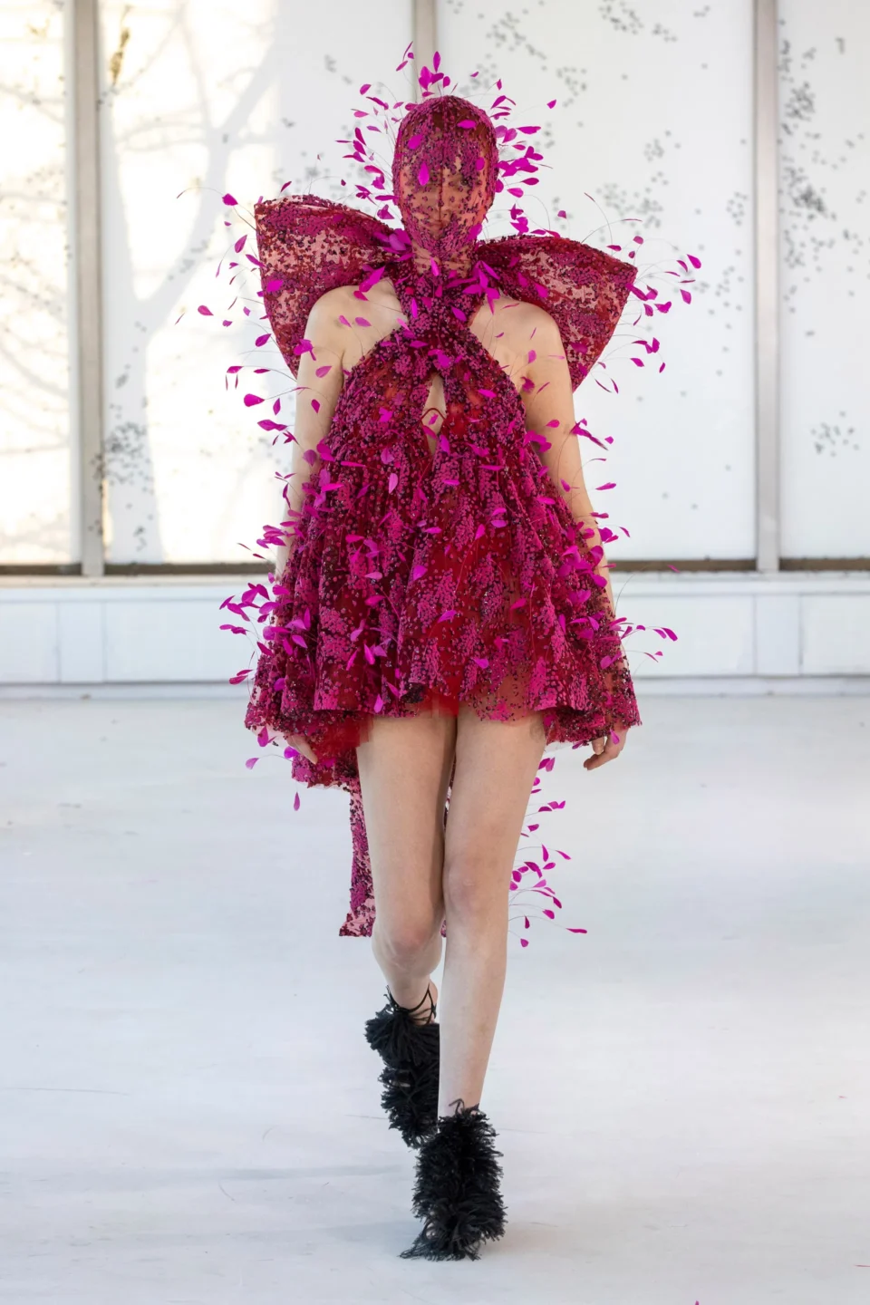 00012-area-spring-2023-ready-to-wear-credit-brand