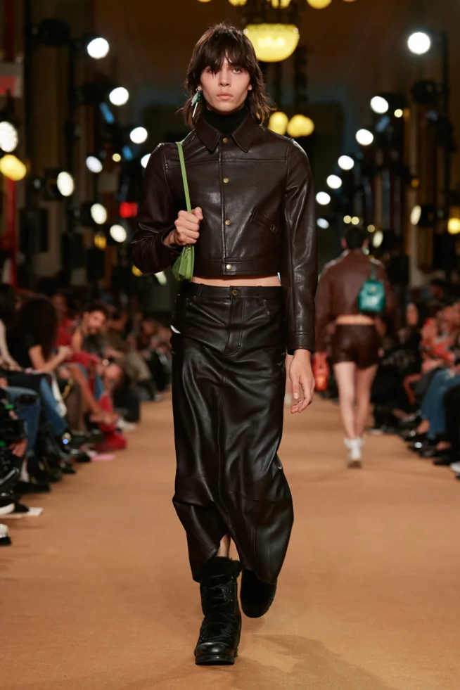 00012-coach-fall-2023-ready-to-wear-credit-gorunway