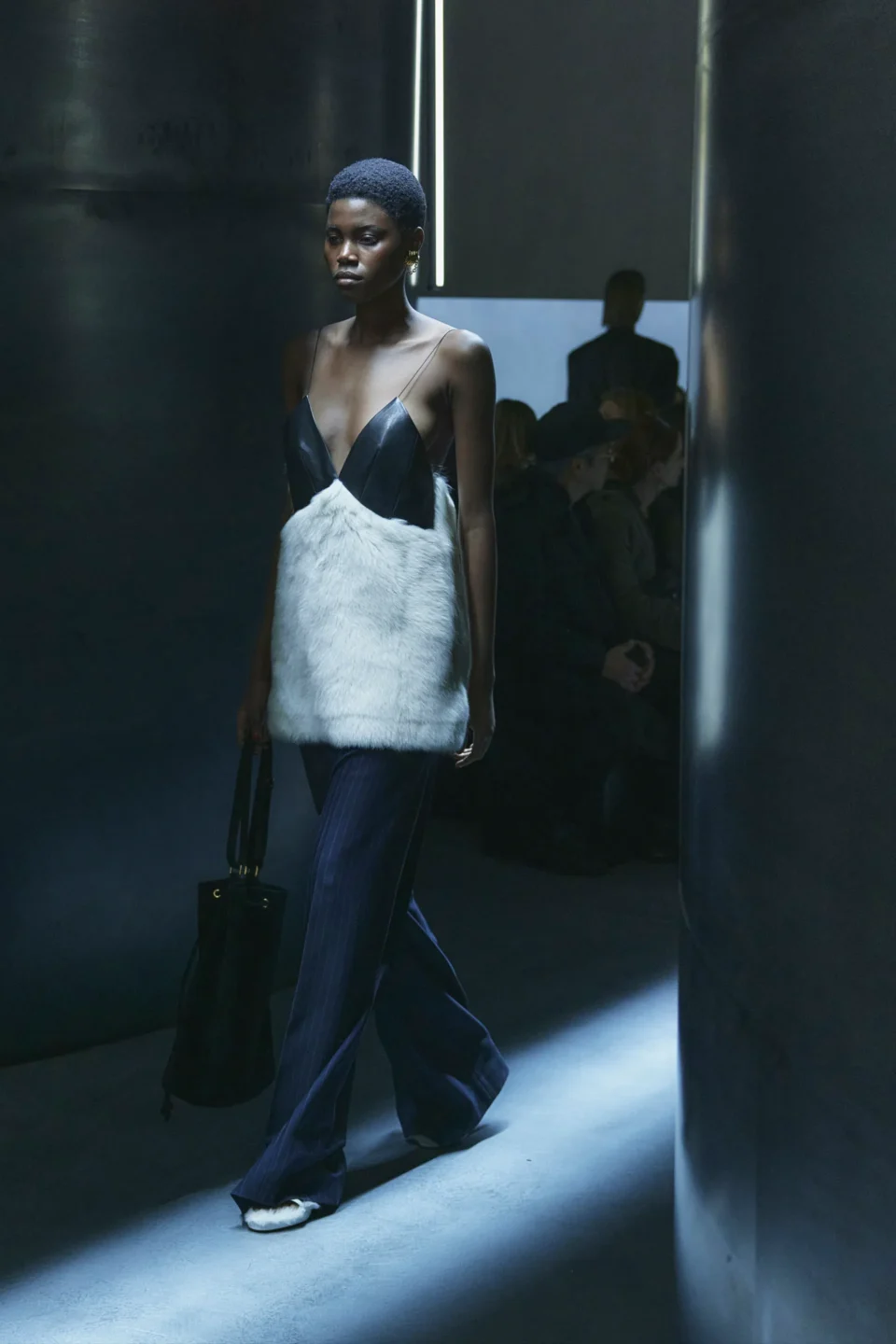 00012-khaite-fall-2023-ready-to-wear-details-credit-hanna-tveite