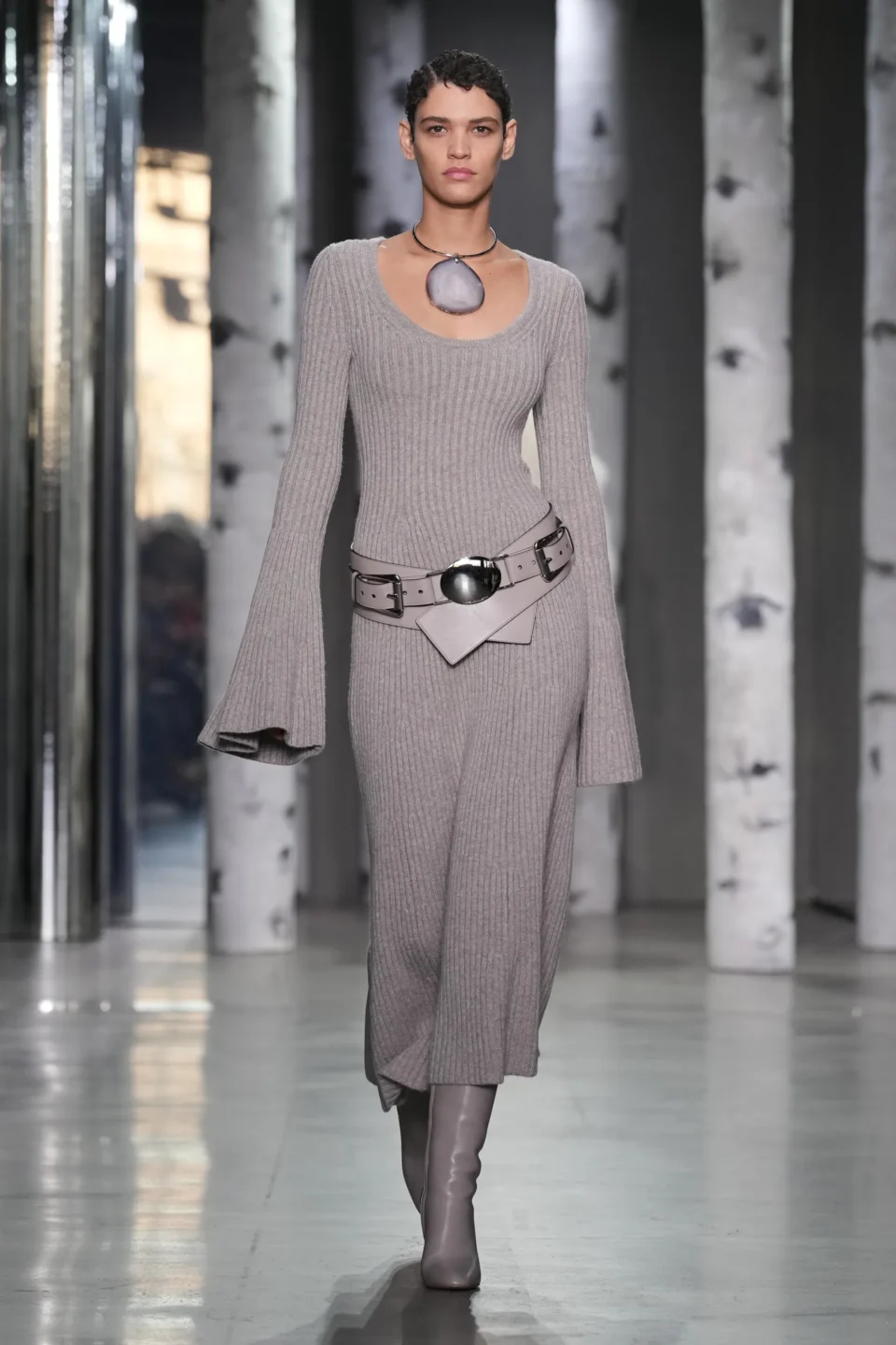 00012-michael-kors-fall-2023-ready-to-wear-credit-gorunway