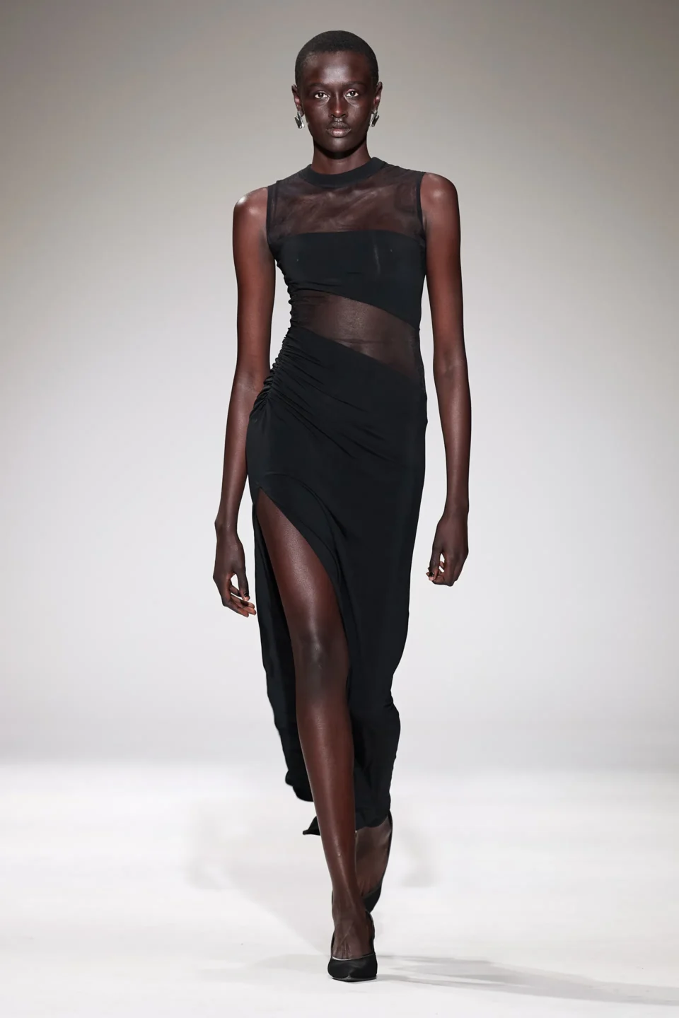 00012-nensi-dojaka-fall-2023-ready-to-wear-credit-gorunway
