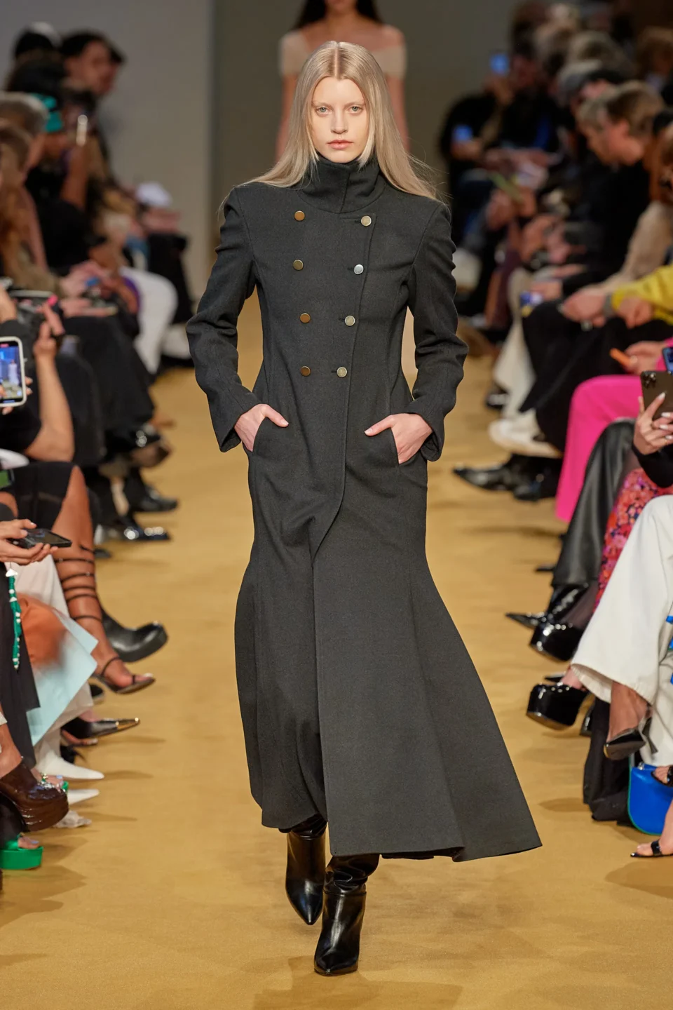 00012-philosophy-di-lorenzo-fall-2023-ready-to-wear-credit-gorunway