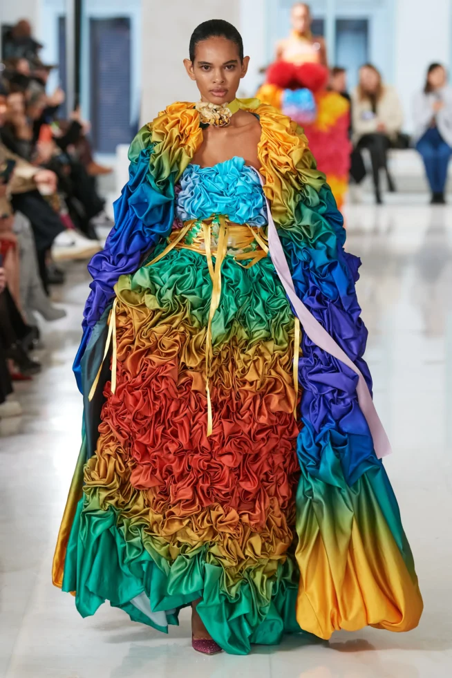 00012-tomo-koizumi-fall-2023-ready-to-wear-credit-gorunway