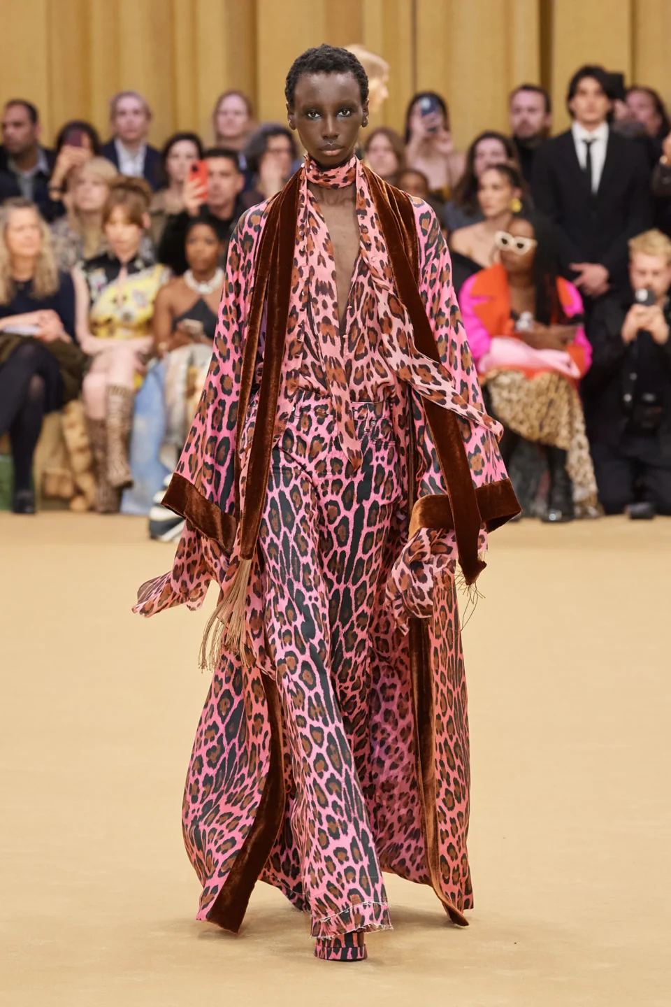 00013-roberto-cavalli-fall-2023-ready-to-wear-credit-gorunway