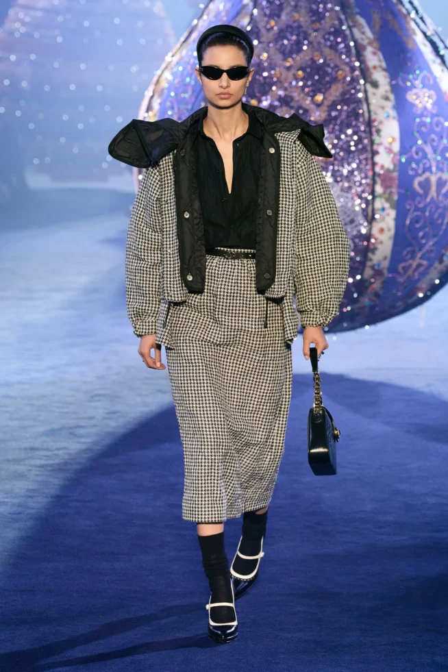00014-christian-dior-fall-2023-ready-to-wear-credit-gorunway