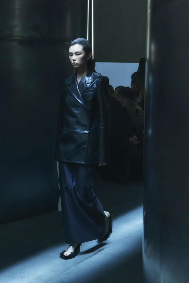 00014-khaite-fall-2023-ready-to-wear-details-credit-hanna-tveite