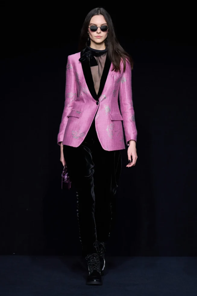 00016-emporio-armani-fall-2023-ready-to-wear-credit-gorunway
