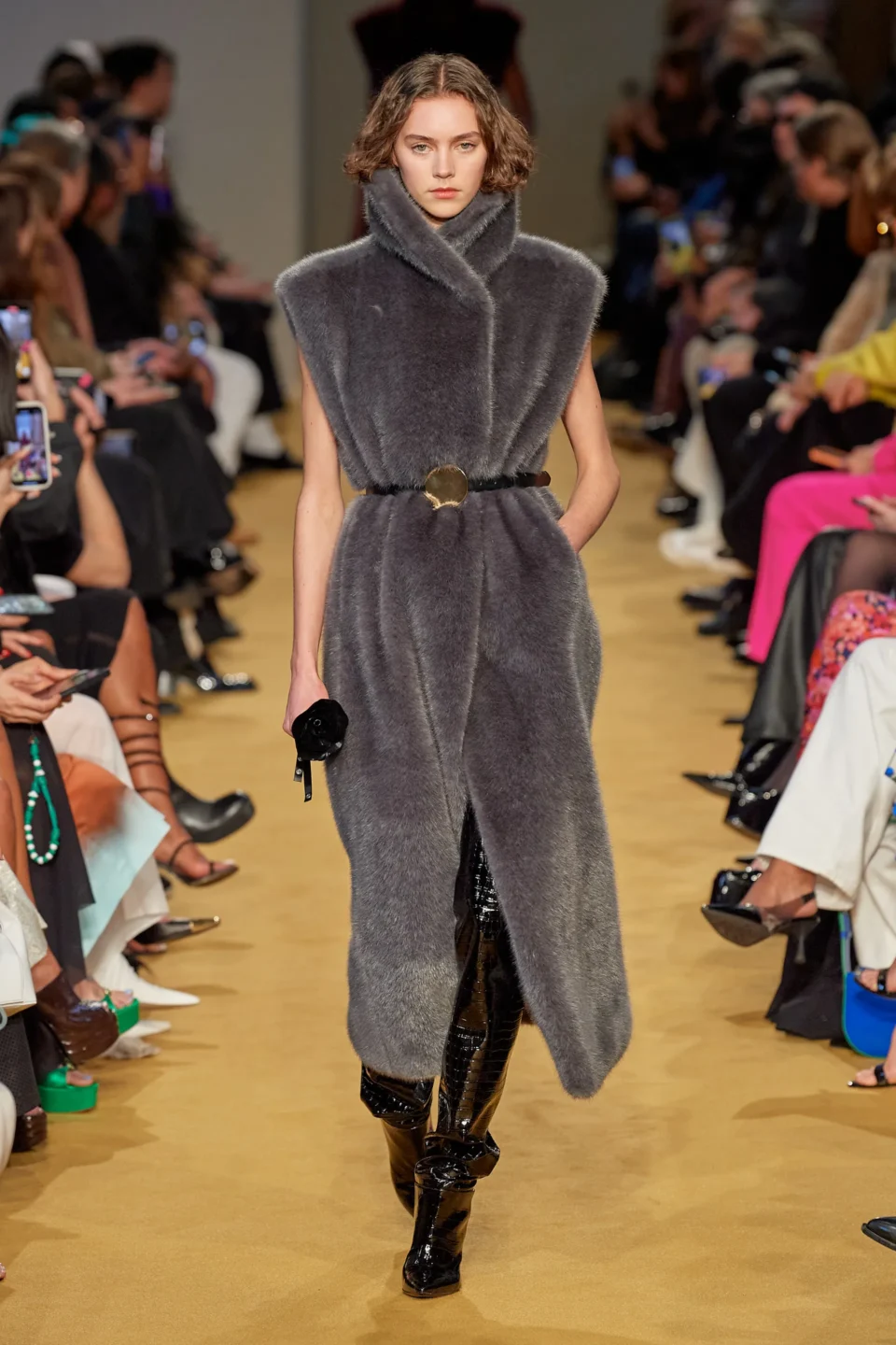 00016-philosophy-di-lorenzo-fall-2023-ready-to-wear-credit-gorunway