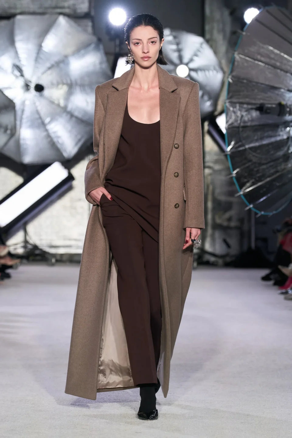 00017-brandon-maxwell-fall-2023-ready-to-wear-credit-brand