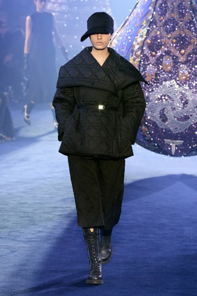00017-christian-dior-fall-2023-ready-to-wear-credit-gorunway