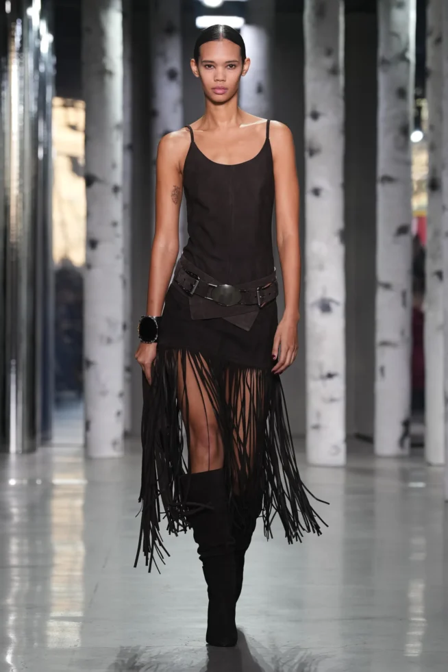 00017-michael-kors-fall-2023-ready-to-wear-credit-gorunway