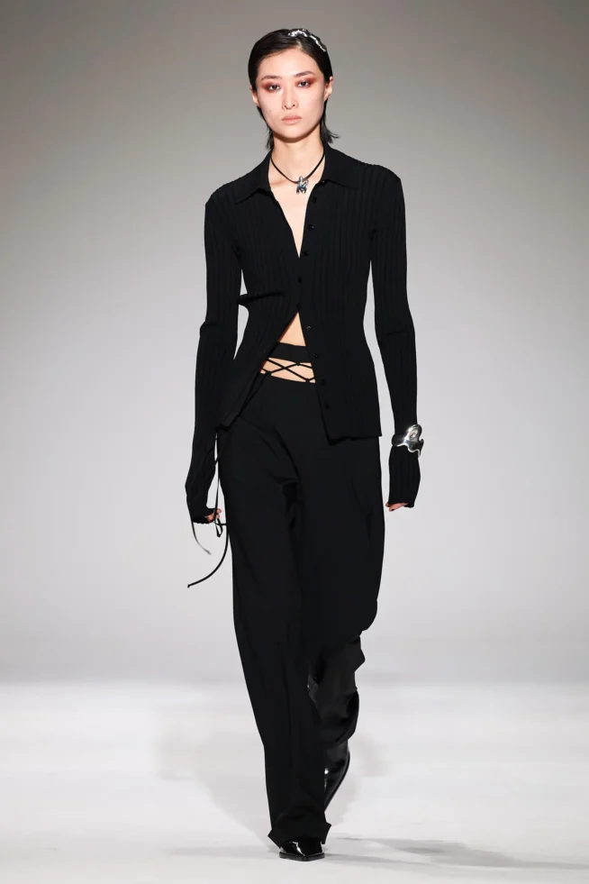 00017-nensi-dojaka-fall-2023-ready-to-wear-credit-gorunway