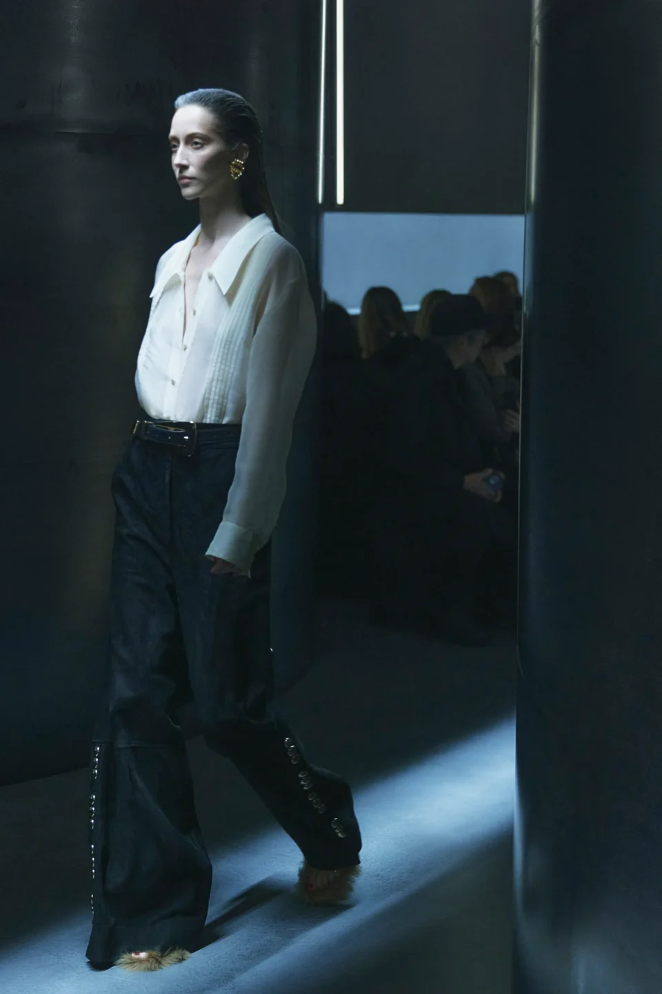 00018-khaite-fall-2023-ready-to-wear-details-credit-hanna-tveite