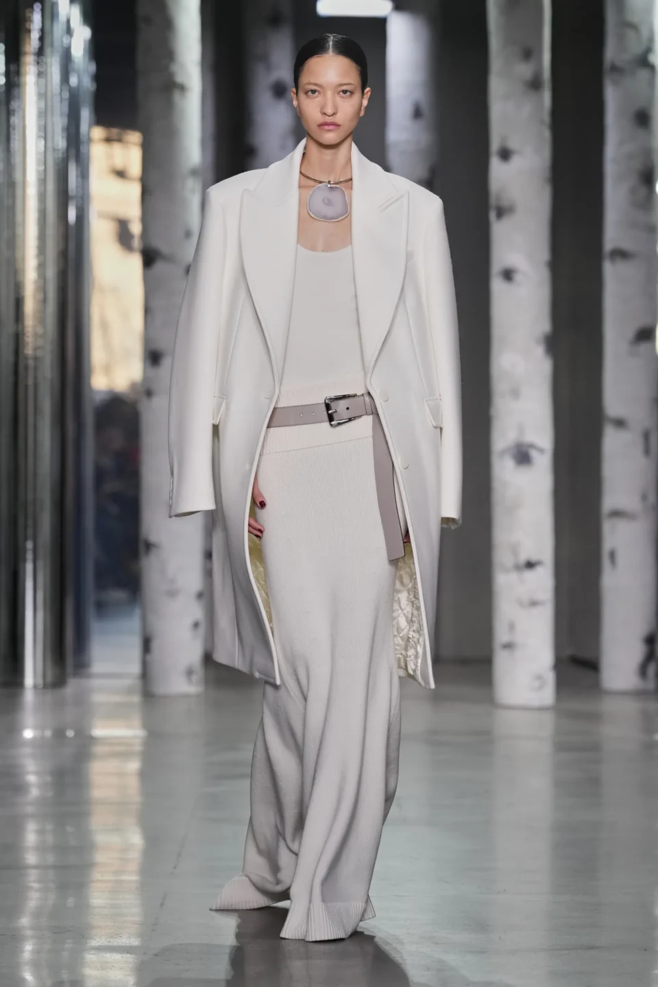 00018-michael-kors-fall-2023-ready-to-wear-credit-gorunway