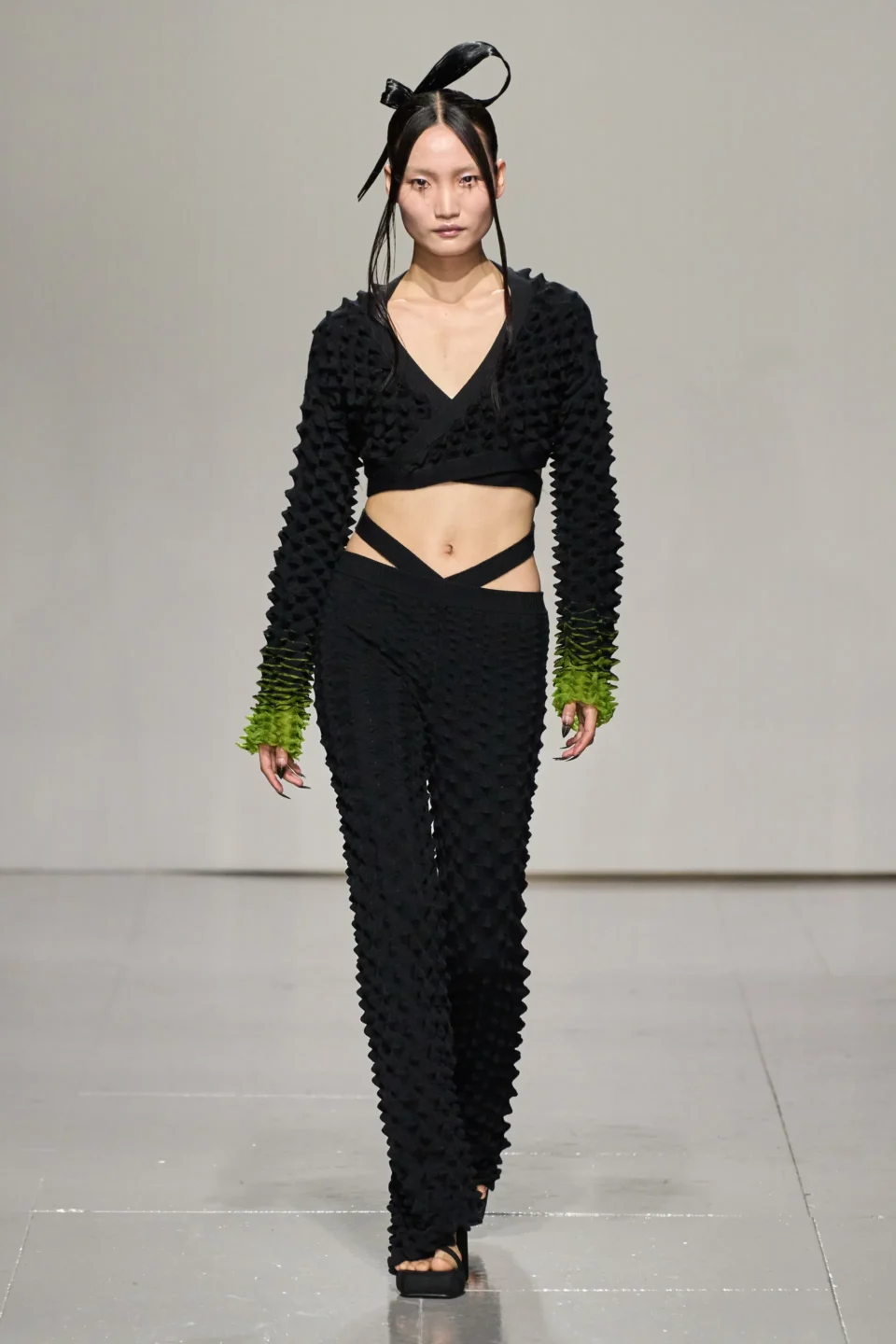 00019-chet-lo-fall-2023-ready-to-wear-credit-gorunway