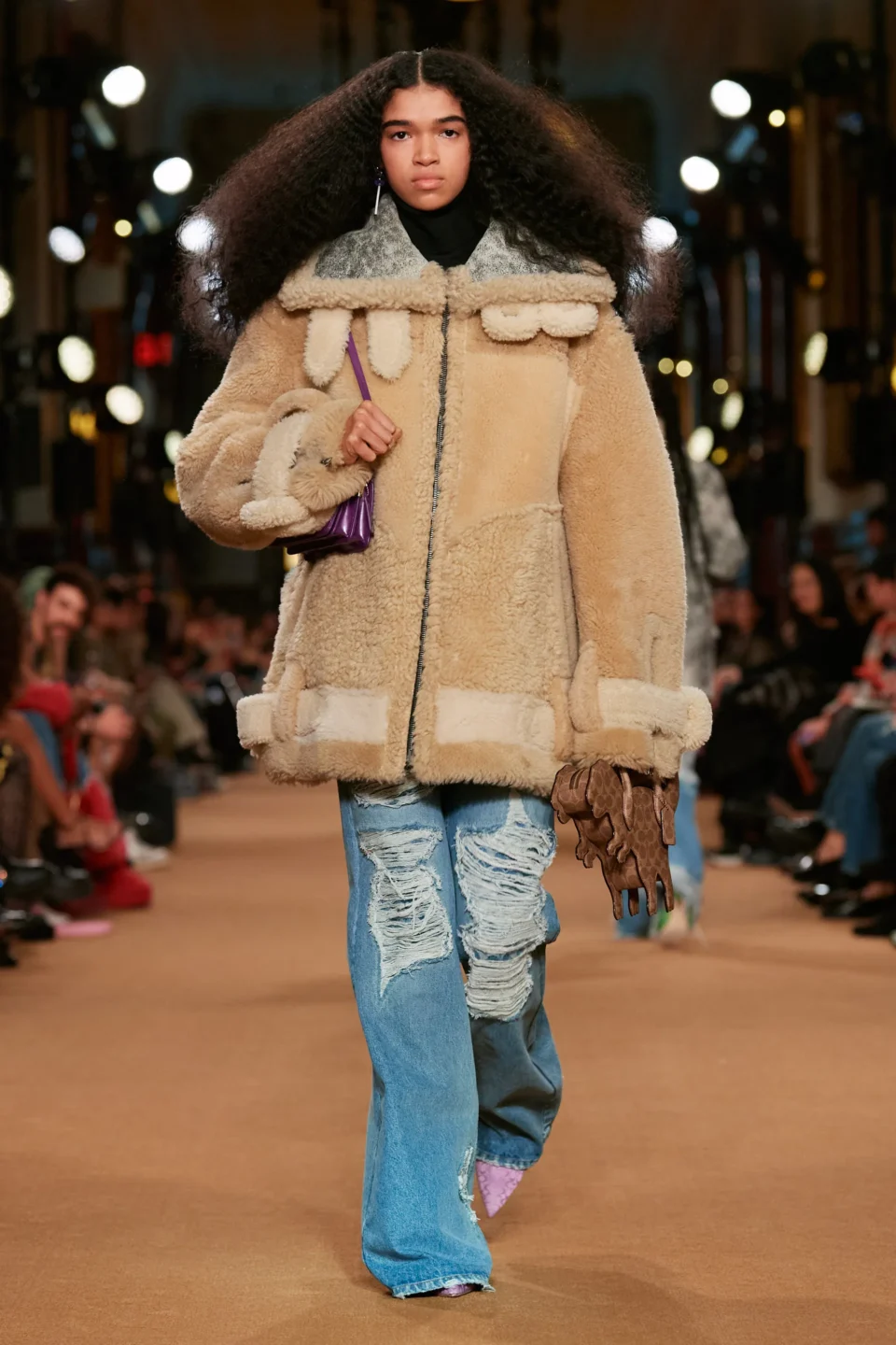 00019-coach-fall-2023-ready-to-wear-credit-gorunway