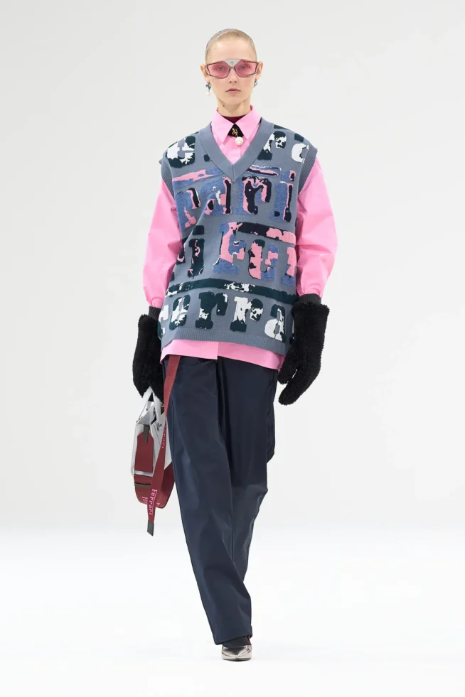 00019-ferrari-fall-2023-ready-to-wear-credit-gorunway