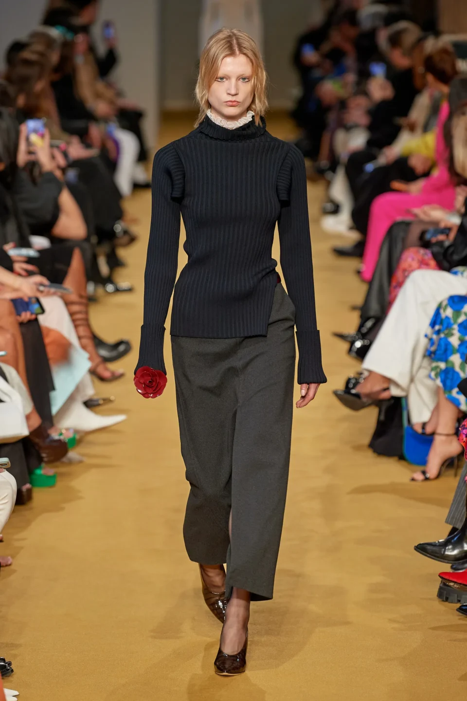 00019-philosophy-di-lorenzo-fall-2023-ready-to-wear-credit-gorunway