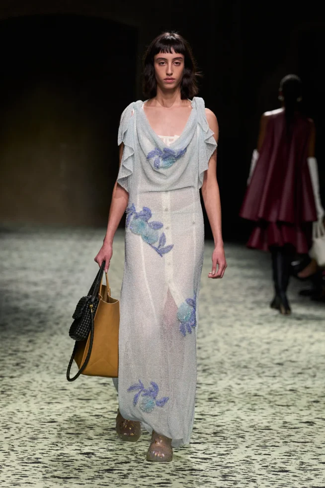 00020-bottega-veneta-fall-2023-ready-to-wear-credit-gorunway