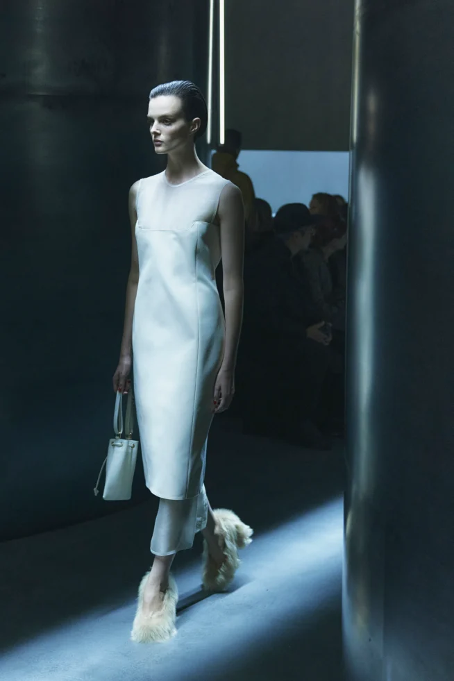 00020-khaite-fall-2023-ready-to-wear-details-credit-hanna-tveite