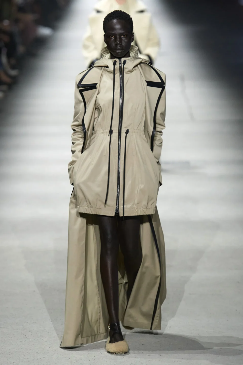 00020-tods-fall-2023-ready-to-wear-credit-gorunway