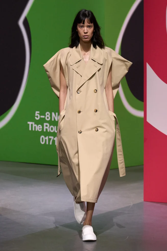 00021-jw-anderson-fall-2023-ready-to-wear-credit-gorunway