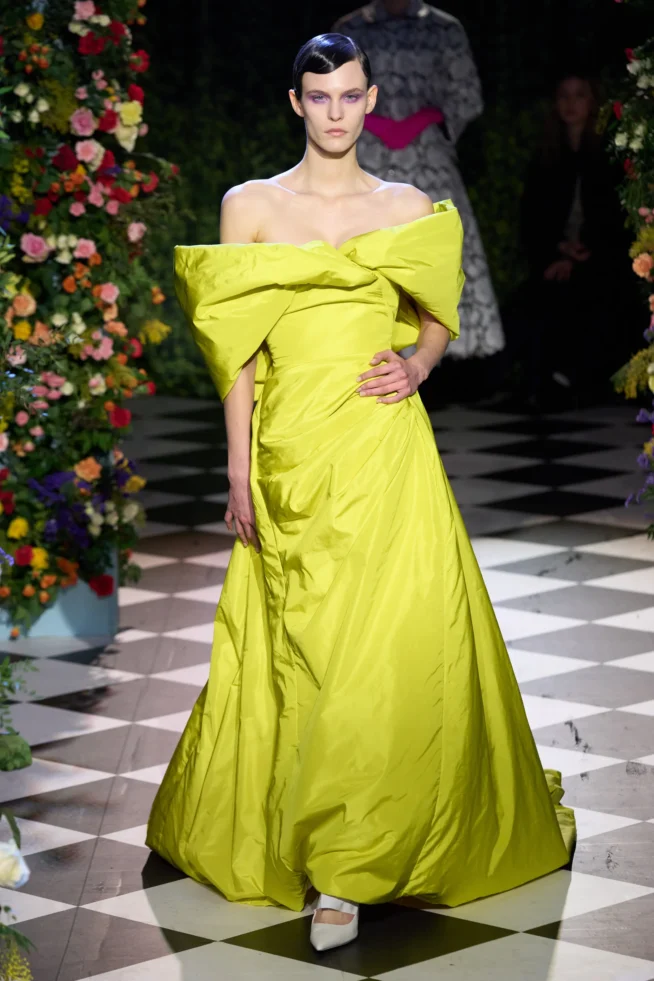00021-richard-quinn-fall-2023-ready-to-wear-credit-gorunway