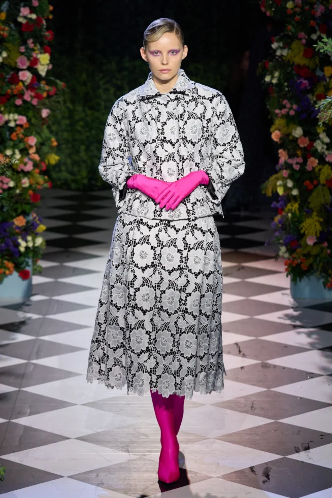00022-richard-quinn-fall-2023-ready-to-wear-credit-gorunway