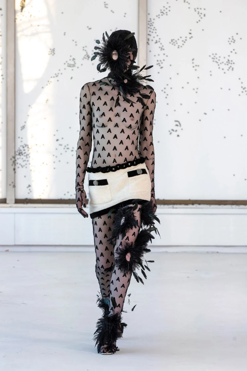 00023-area-spring-2023-ready-to-wear-credit-brand