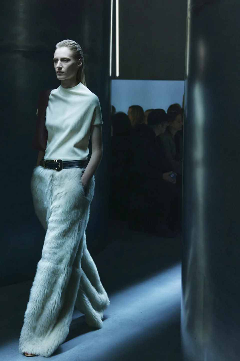 00023-khaite-fall-2023-ready-to-wear-details-credit-hanna-tveite