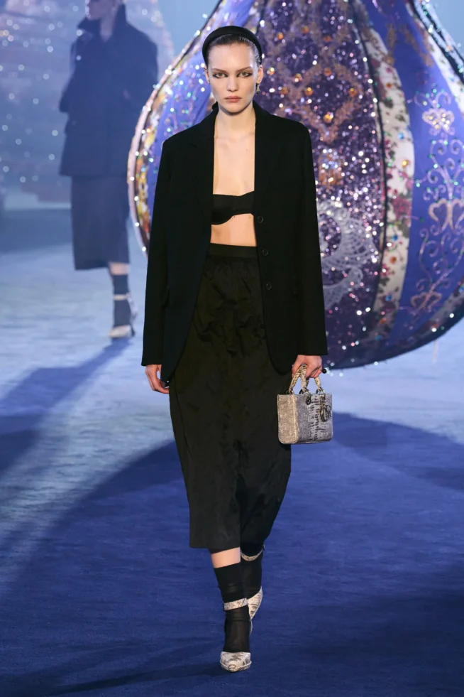 00024-christian-dior-fall-2023-ready-to-wear-credit-gorunway