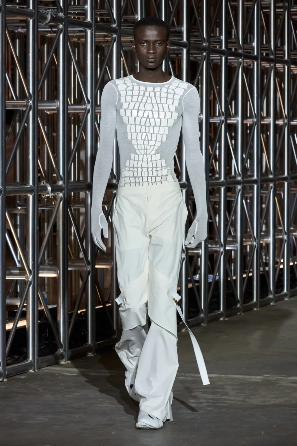 00024-dion-lee-fall-2023-ready-to-wear-credit-gorunway