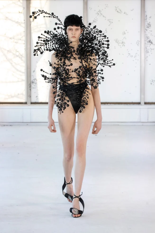 00025-area-spring-2023-ready-to-wear-credit-brand